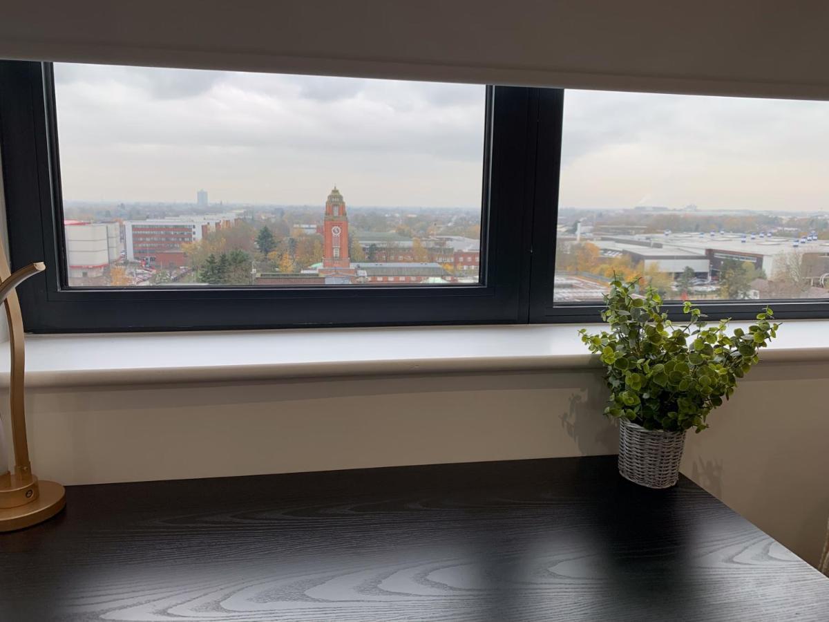Stylish Studio Apt Overlooking Old Trafford Manchester Buitenkant foto